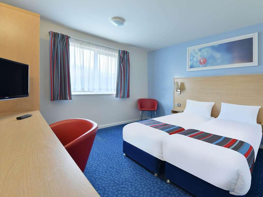 Travelodge Okehampton Whiddon Down Quarto foto